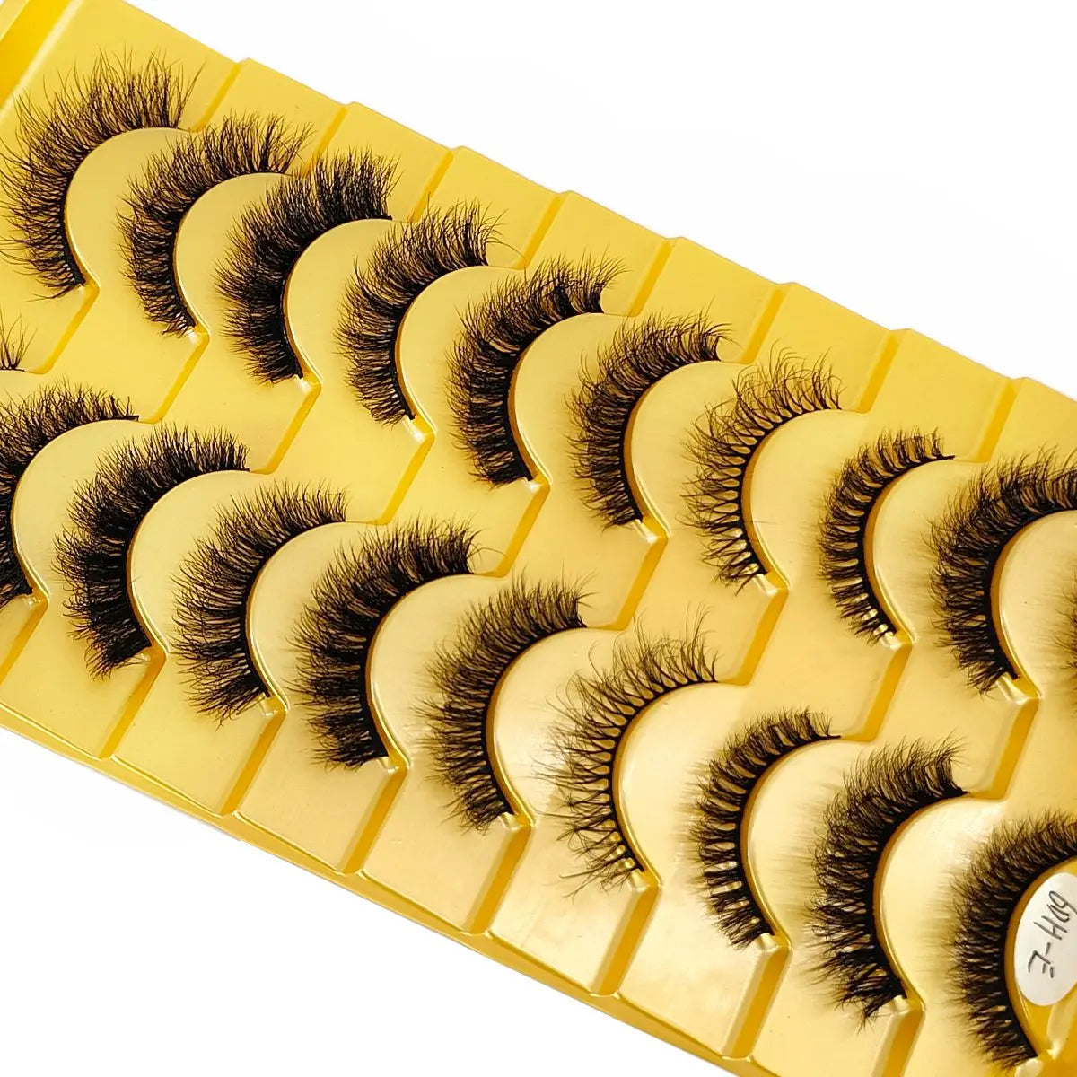 Cat Eyes 10 Pairs Wispy Eyelashes