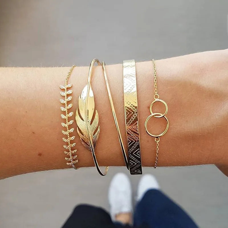 Gold Color Heart Bracelet Set 5 Pcs