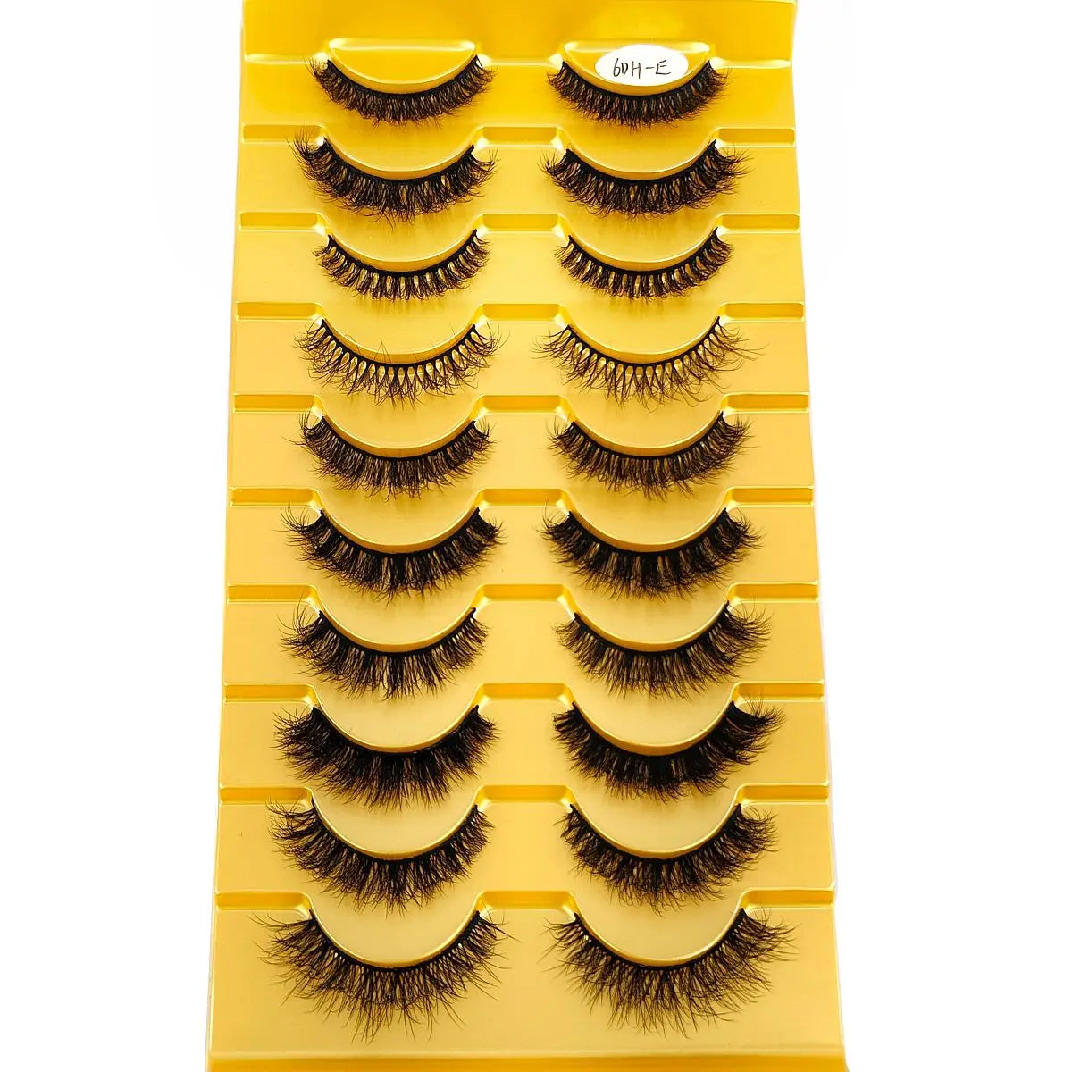 Cat Eyes 10 Pairs Wispy Eyelashes