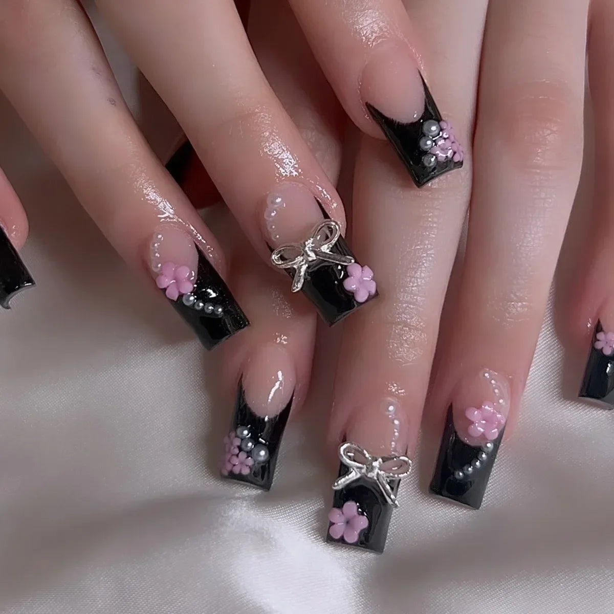 24Pcs Love Pattern Nails