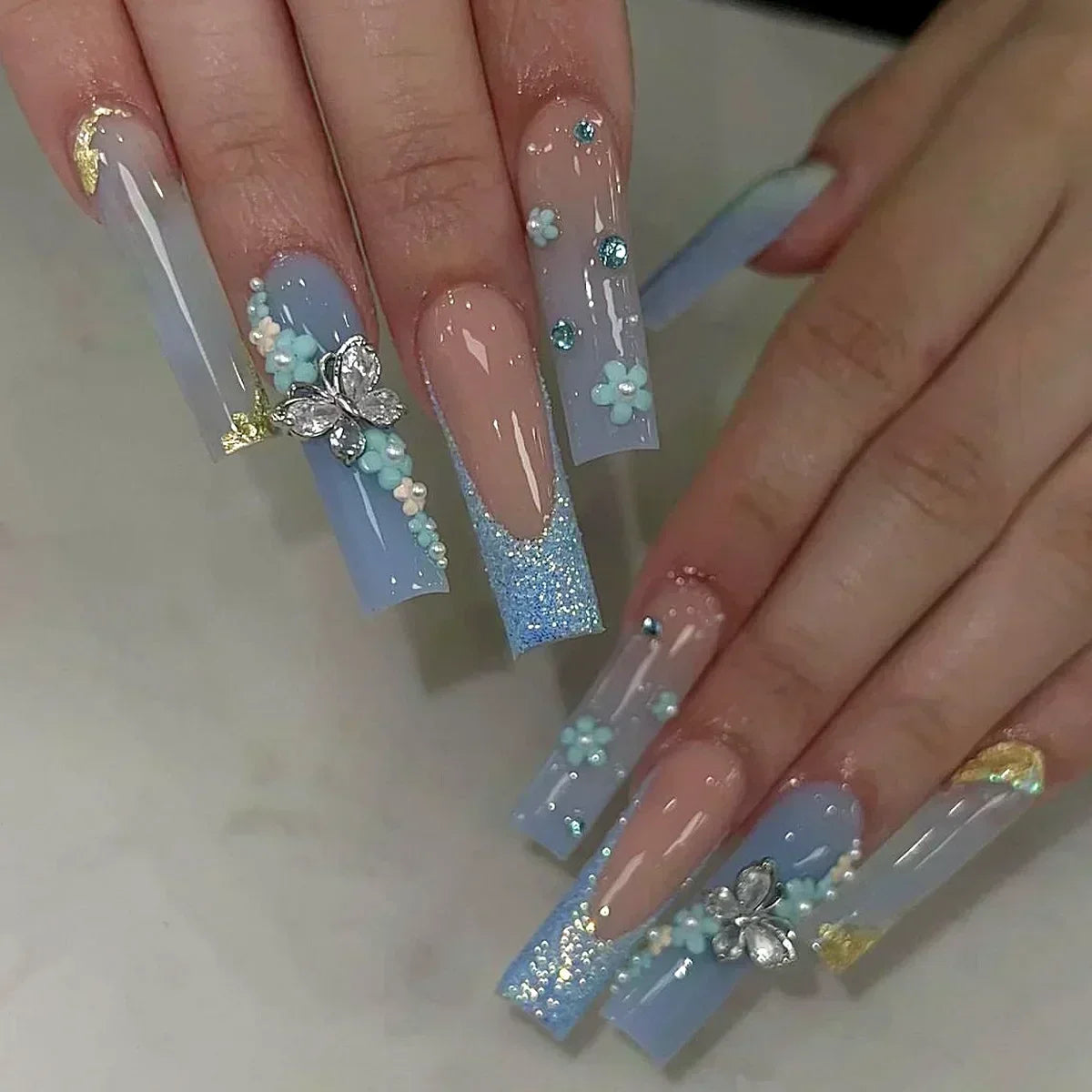 24Pcs Love Pattern Nails