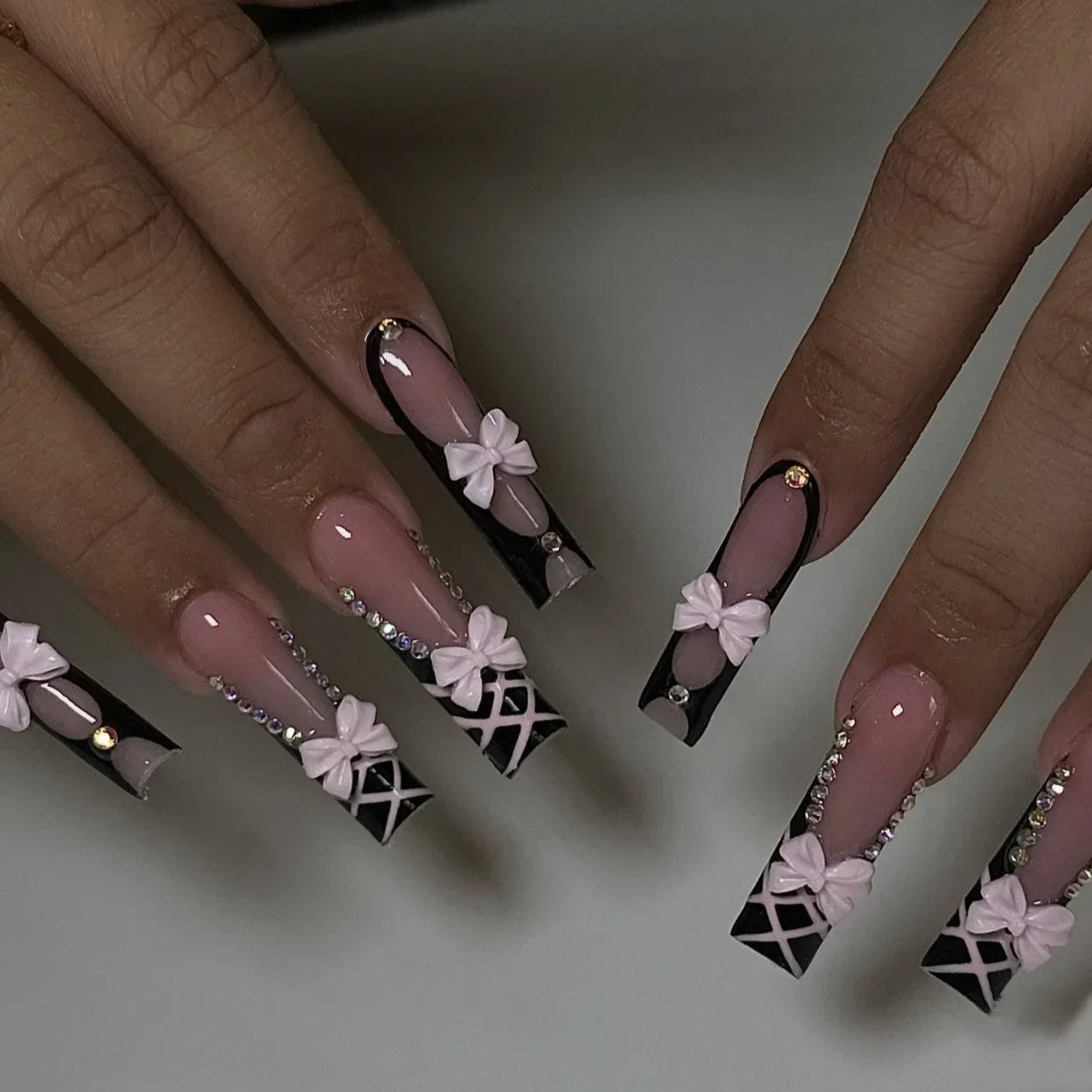 24Pcs Love Pattern Nails