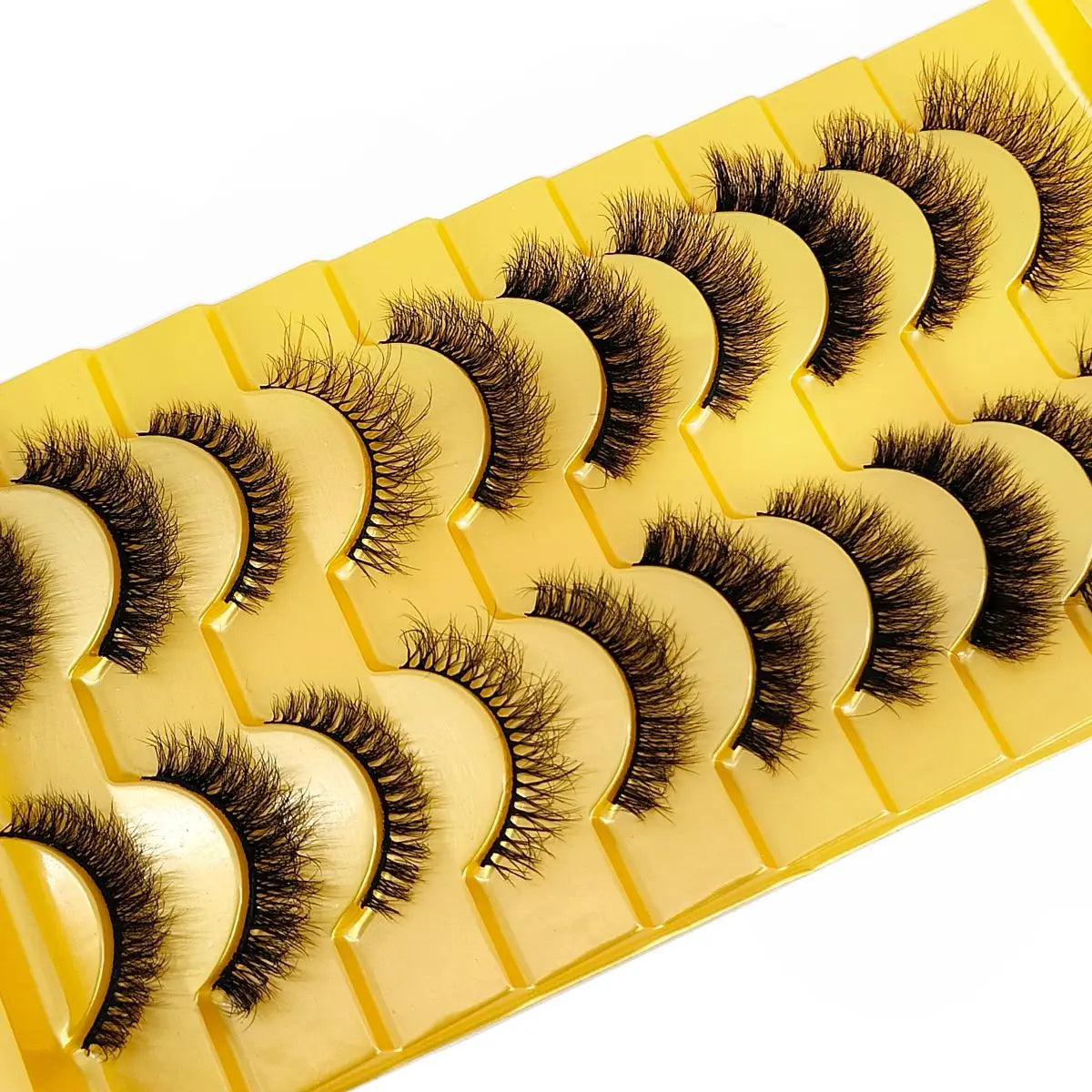 Cat Eyes 10 Pairs Wispy Eyelashes