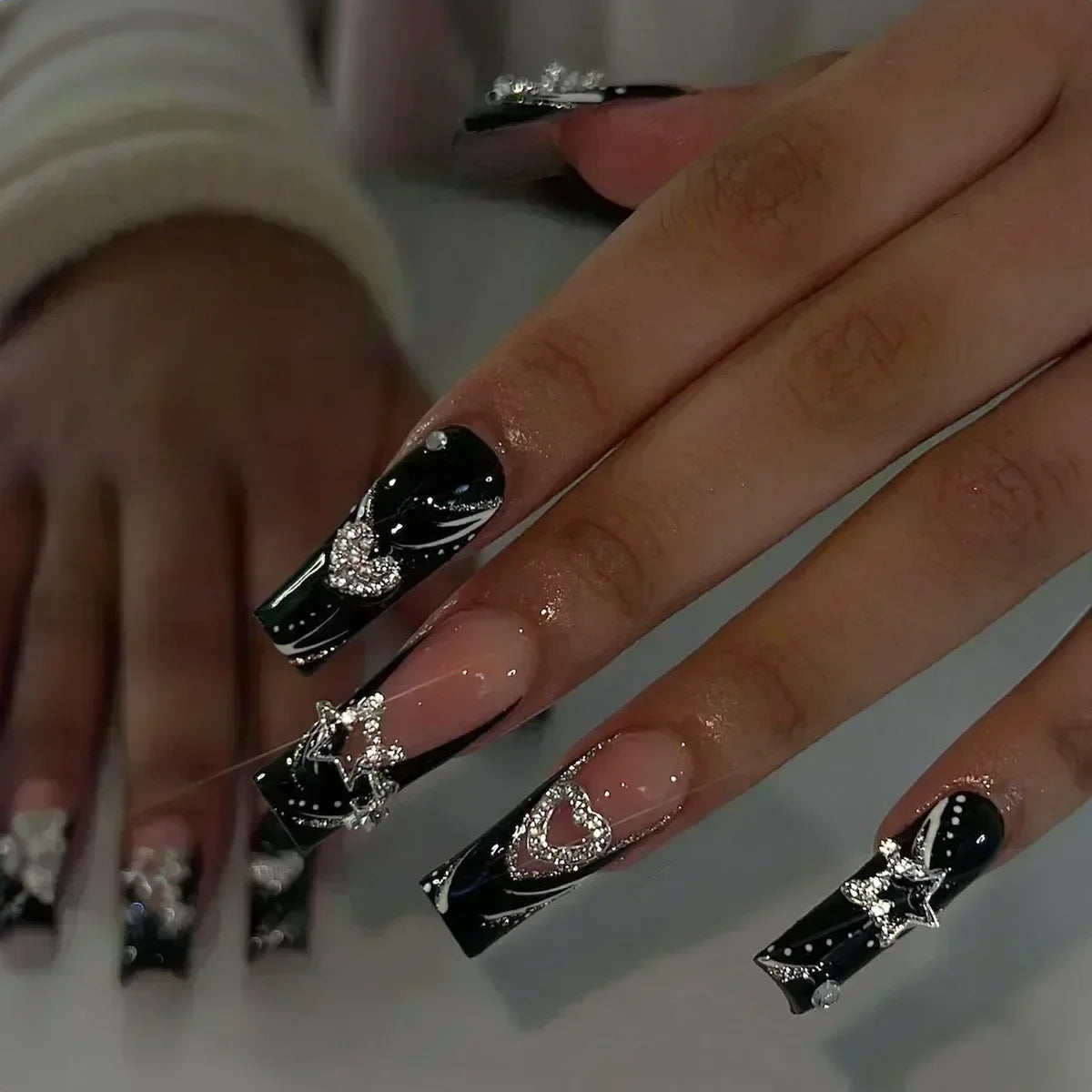 24Pcs Love Pattern Nails