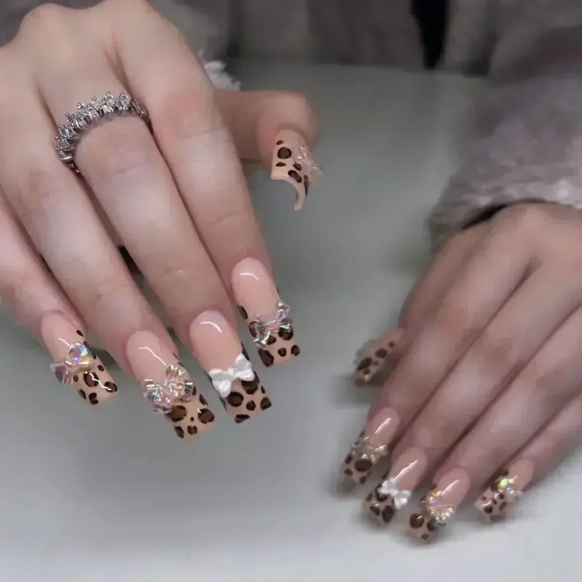 24Pcs Love Pattern Nails